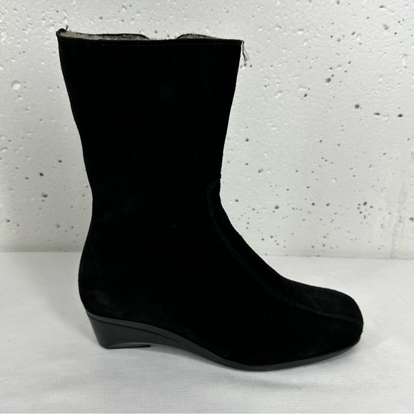 La Canadienne Women’s size 5.5 Black Suede Wedge Boots - Picture 7 of 16